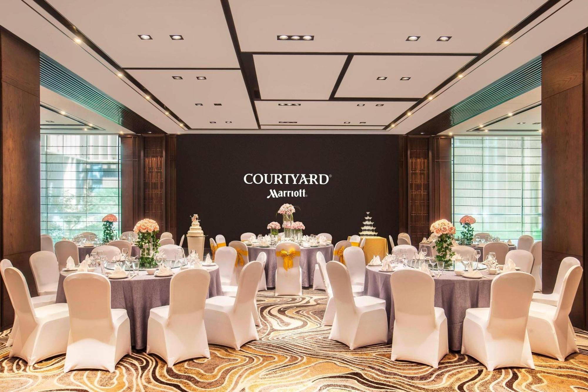 Courtyard By Marriott Shanghai International Tourism And Resorts Zone Exterior foto