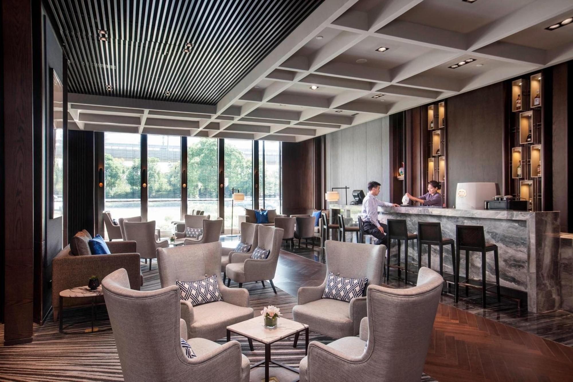 Courtyard By Marriott Shanghai International Tourism And Resorts Zone Exterior foto