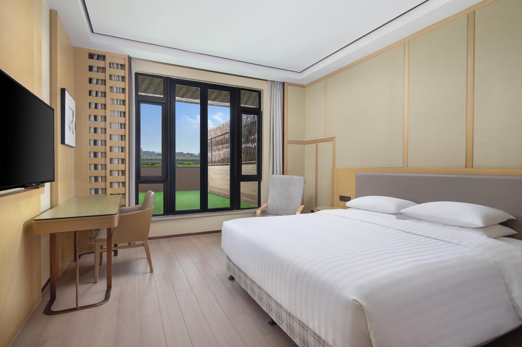 Courtyard By Marriott Shanghai International Tourism And Resorts Zone Exterior foto