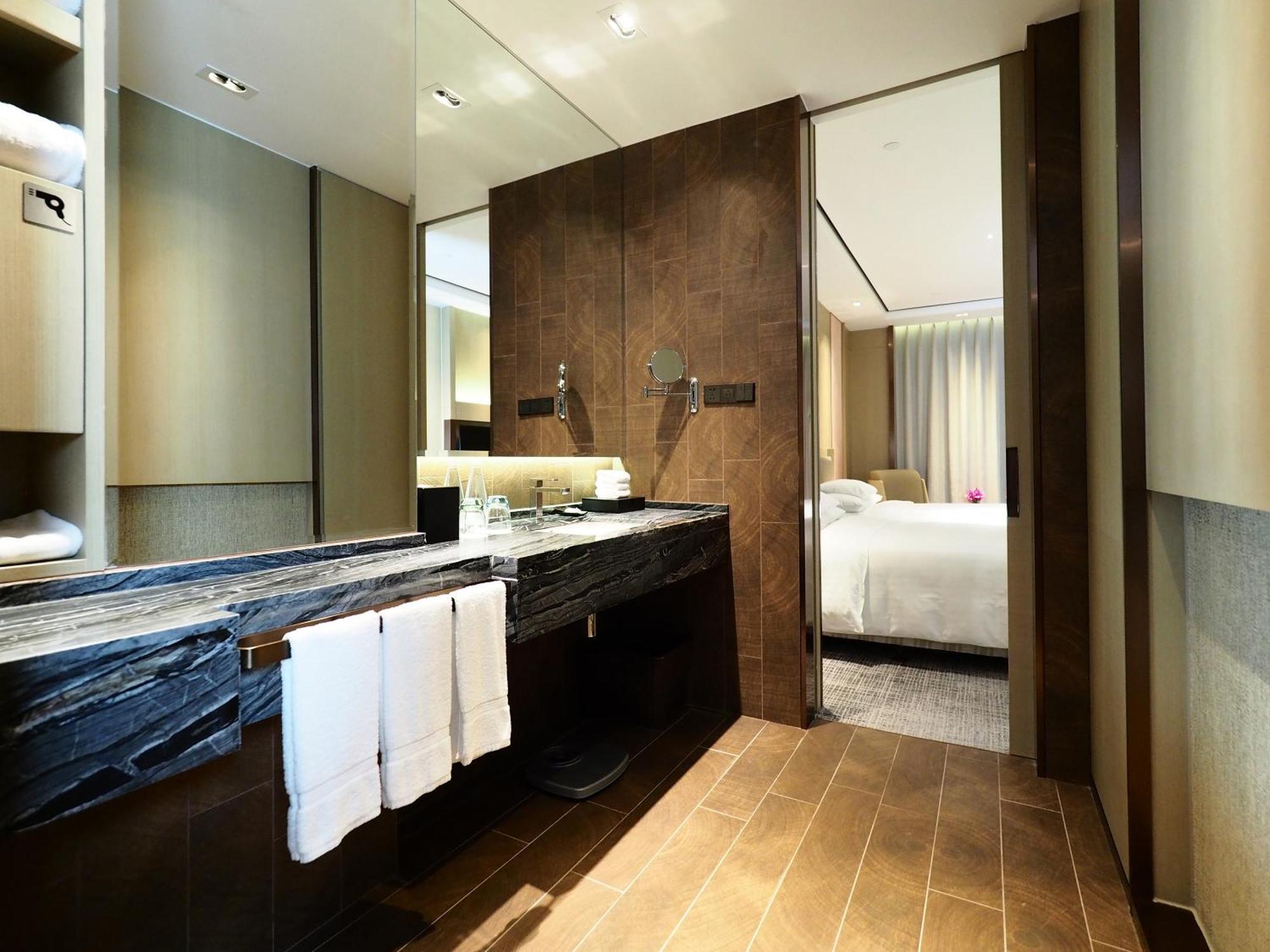 Courtyard By Marriott Shanghai International Tourism And Resorts Zone Exterior foto