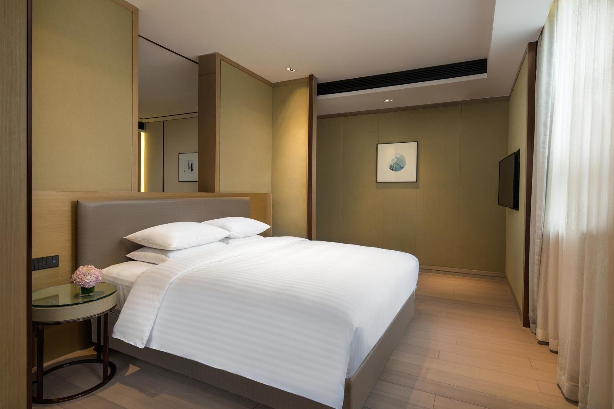 Courtyard By Marriott Shanghai International Tourism And Resorts Zone Exterior foto