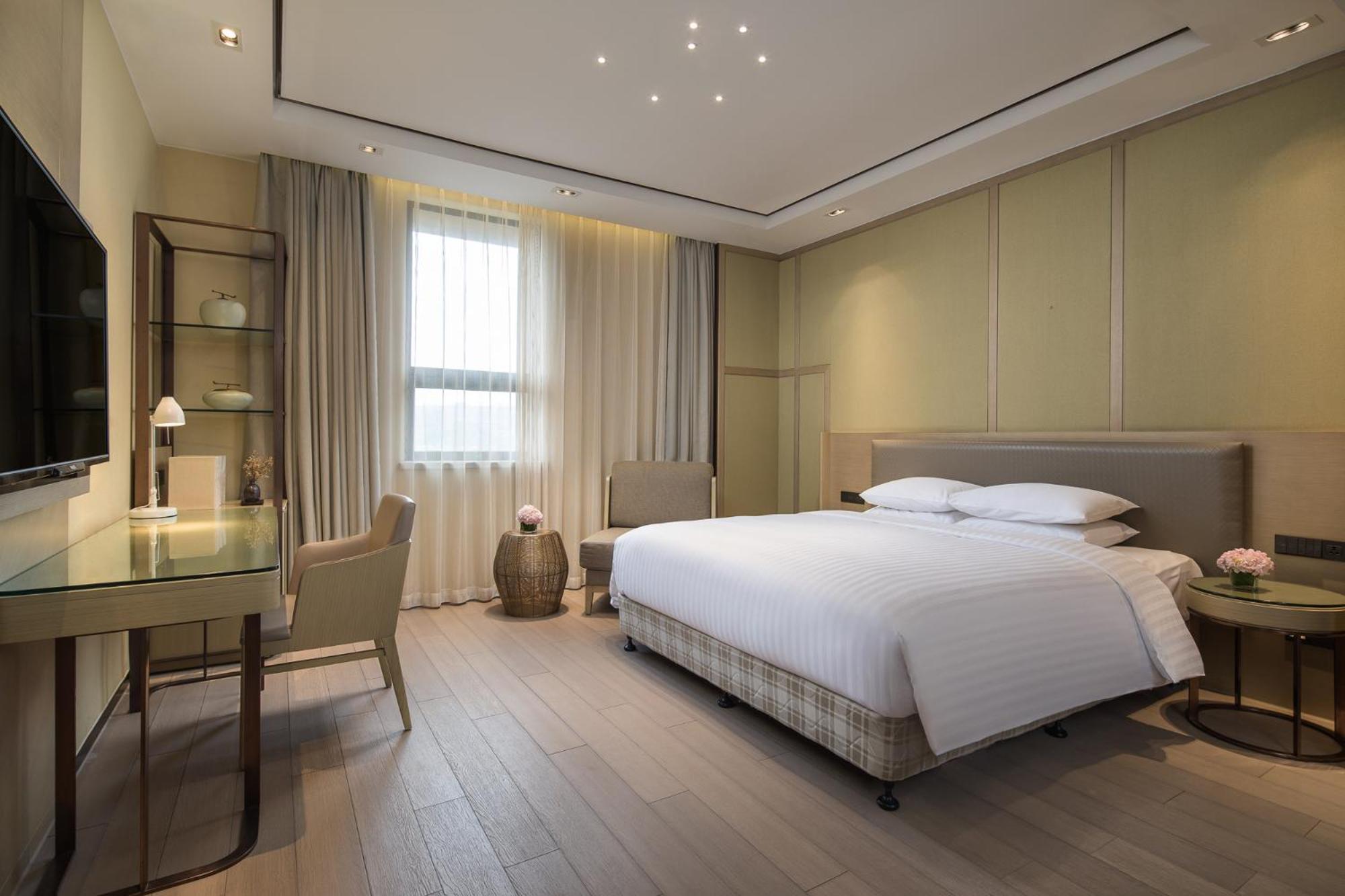 Courtyard By Marriott Shanghai International Tourism And Resorts Zone Exterior foto